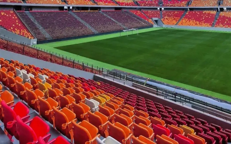 星空体育在线登陆-火爆足球赛场上情绪澎湃，让人难以忽视的简单介绍