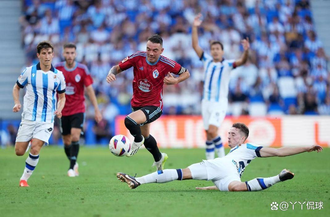 星空体育官方入口-皇家社会客场逼平埃瓦尔，表现均衡